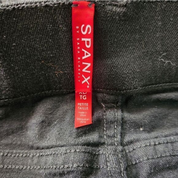 Spanx Ankle Jeans in Clean Black Size XL Petite - Picture 6 of 7
